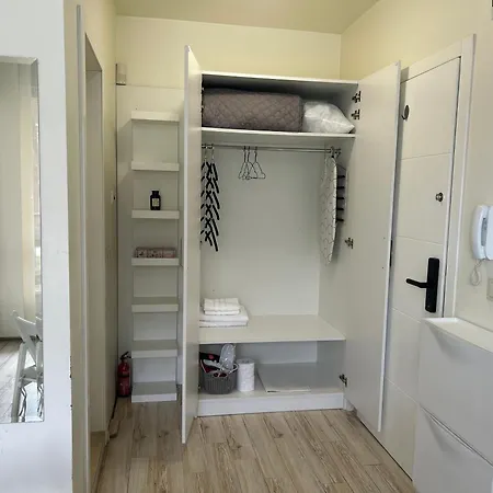 Asparuh Studio3 شقة