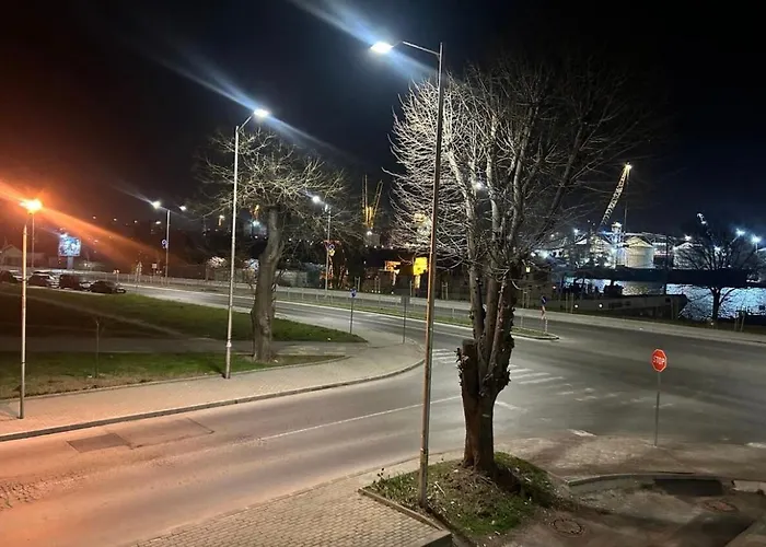 Asparuh Studio3 דירה 4*