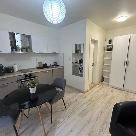 Apartment Asparuh Studio3 *