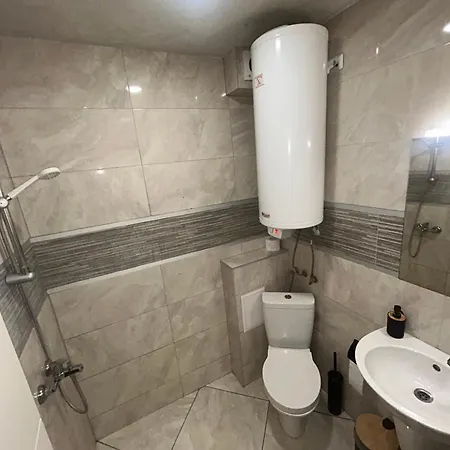 Asparuh Studio3 4*