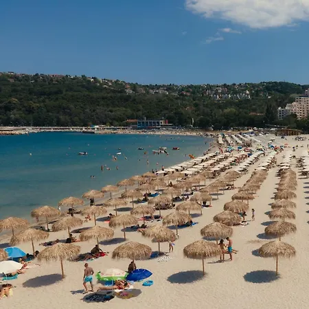 Apartment Asparuh Studio3 Warna